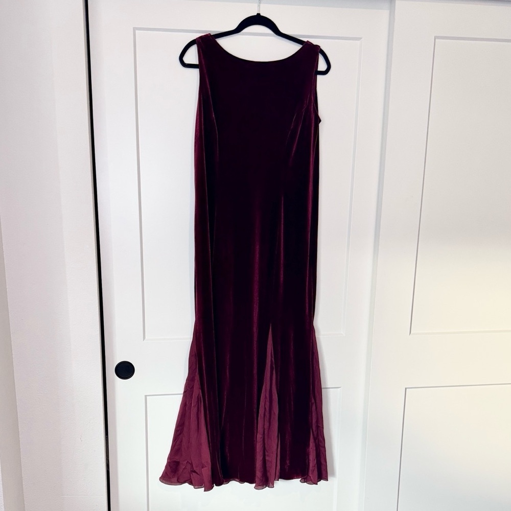A. Byer Vintage Burgundy Velvet Sleeveless Dress with Handkerchief Hem - Picture 1 of 11